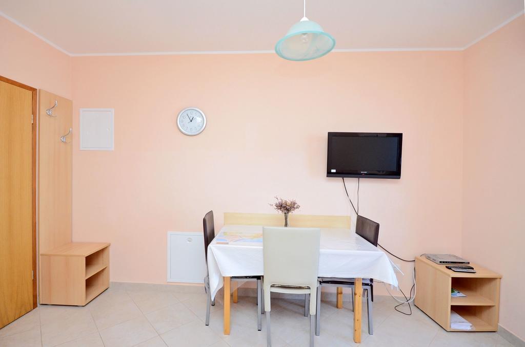 Apartments Ivanka セニ エクステリア 写真
